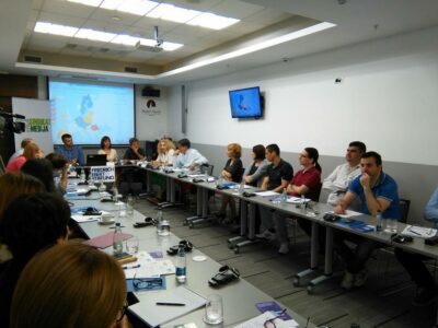 odrzan-okrugli-sto-“uslovi-rada-u-privatnim-medijima”