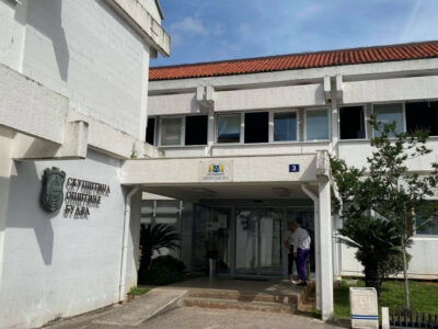 sindikat-medija:-saopstiti-imena-osoba-koje-su-izbacile-novinarku-iz-so-budva